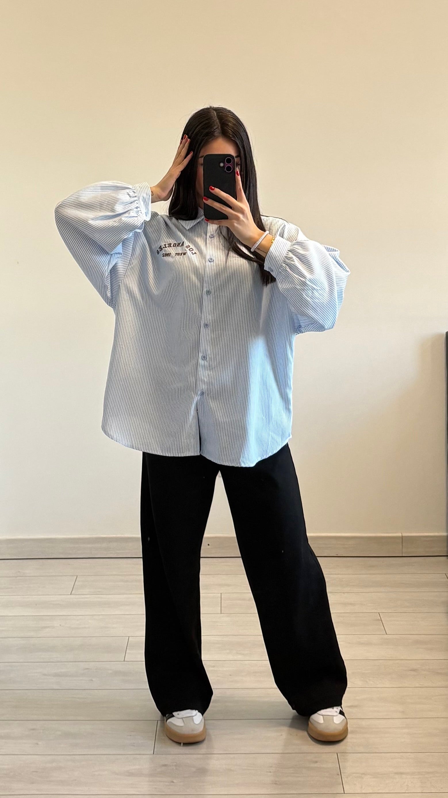 Chemise brodée